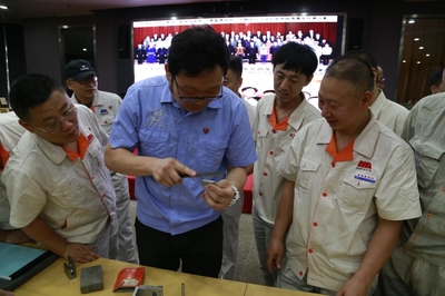 大國工匠走進(jìn)通用技術(shù)沈陽機(jī)床,弘揚勞模精神、傳承工匠技藝